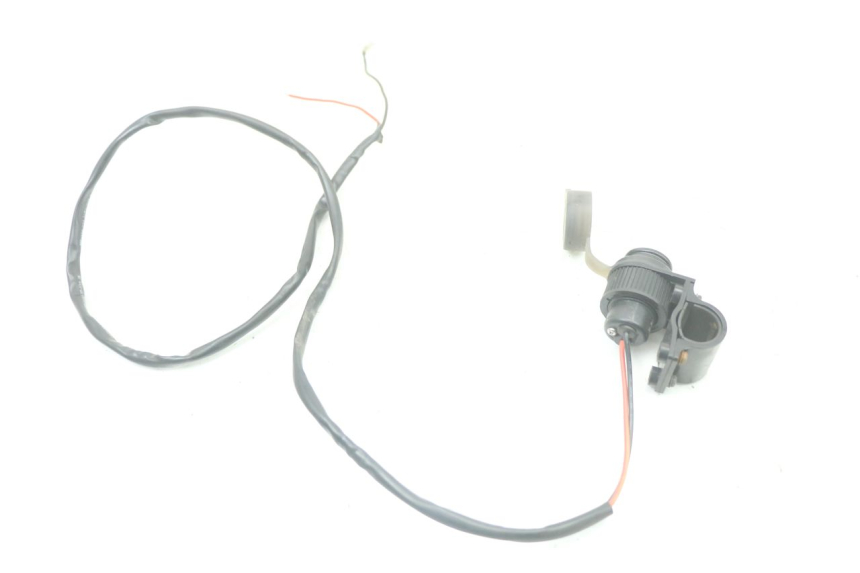 photo de TOMA MECHERO YAMAHA XJ6 ABS 600 (2008 - 2016) - Primer plano técnico