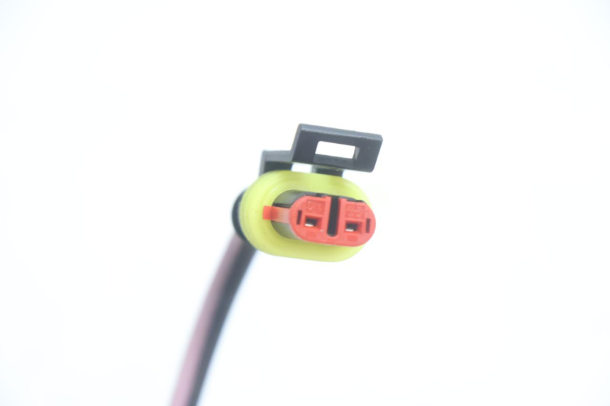 photo de TOMA USB PIAGGIO MP3 HPE 530 (2022 - 2026) - Primer plano técnico