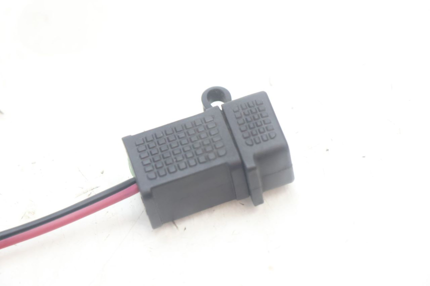 photo de TOMA USB PIAGGIO MP3 500 (2016 - 2018) - Detalle de la pieza