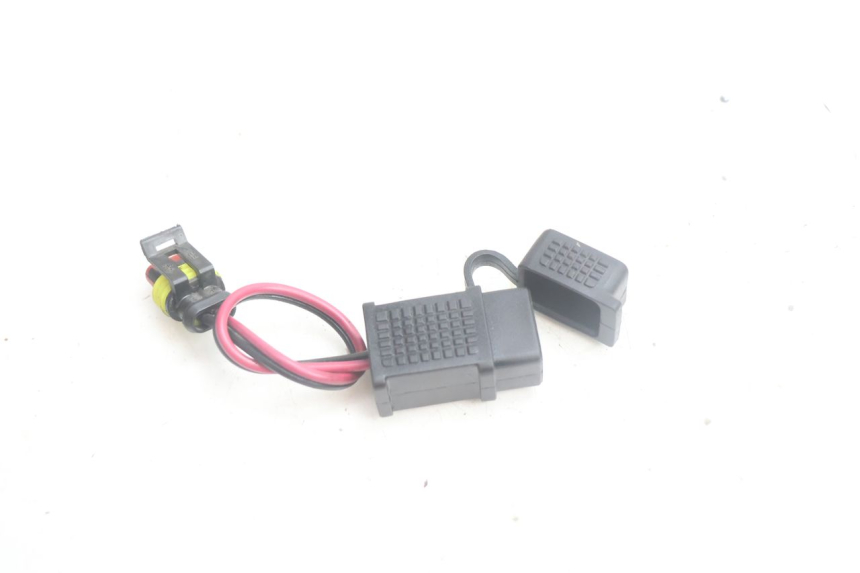 photo de TOMA USB PIAGGIO NEW TYPHOON 50 (2018 - 2021) - Vista principal