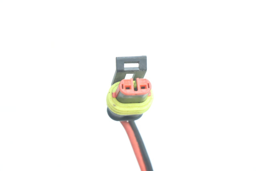 photo de TOMA USB PIAGGIO VESPA PRIMAVERA 2T 50 (2013 - 2018) - Primer plano técnico