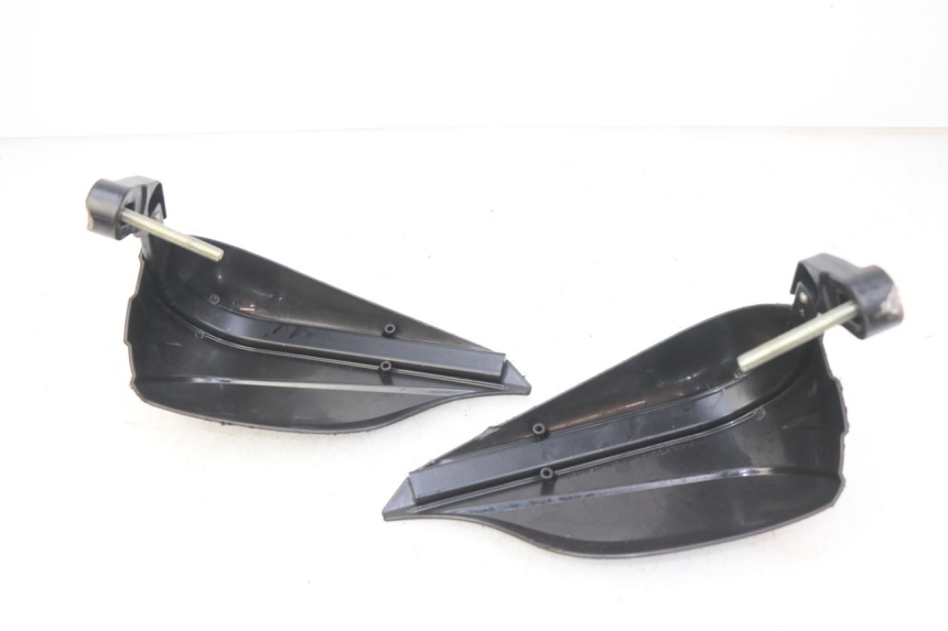 photo de PROTECTOR DE MANOS HONDA CB R 1000 (2018 - 2023) - Marcados y referencias originales