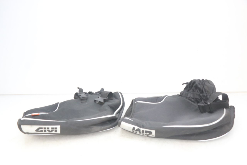 photo de PROTECTOR DE MANOS YAMAHA D'ELIGHT DELIGHT 115 (2013 - 2017) - Detalle de la pieza