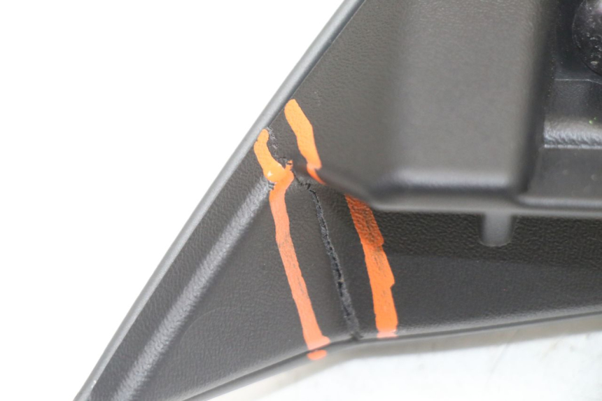 photo de PARAMANOS IZQUIERDA YAMAHA TRACER 7 700 (2020 - 2024) - Detalles de los puntos de fijación