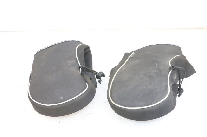 photo de PARAMANOS PIAGGIO MP3 500 (2016 - 2018) - Detalle de la pieza