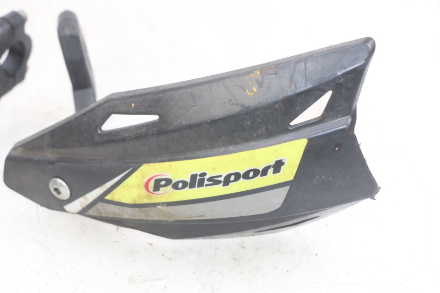 photo de PROTECTOR DE MANOS SHERCO SM-R 50 (2018 - 2021) - Estado de la superficie y material