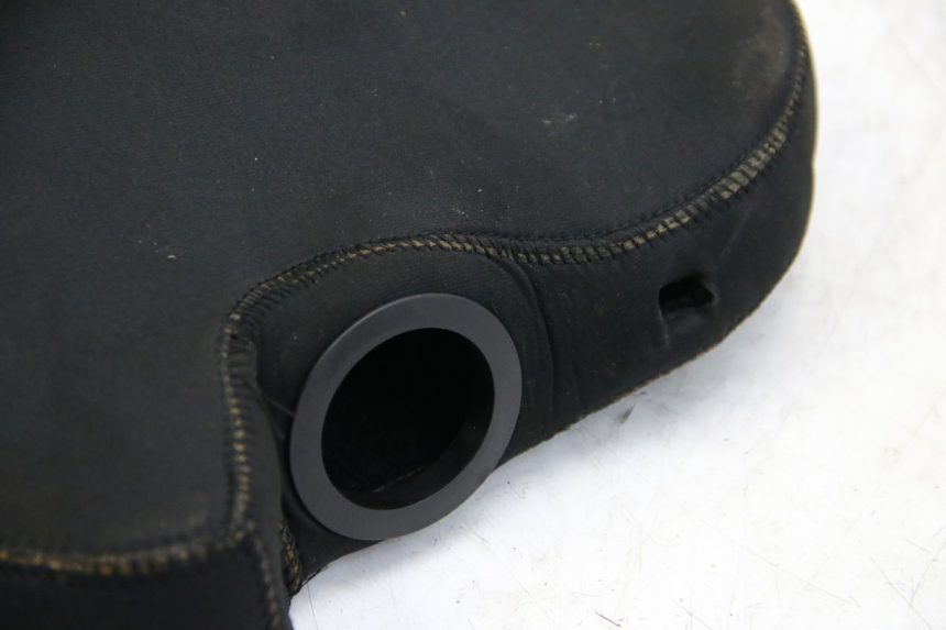 photo de PROTECTOR DE MANOS PIAGGIO XEVO - X EVO 125 (2007 - 2017) - Primer plano técnico