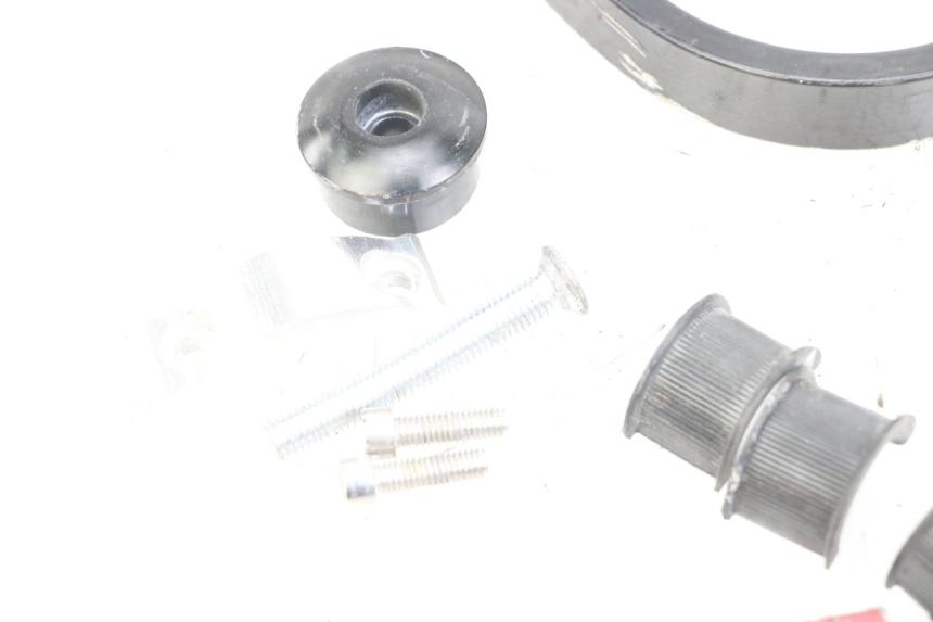 photo de PROTECTOR DE MANOS YAMAHA XT X 660 (2004 - 2016) - Características distintivas