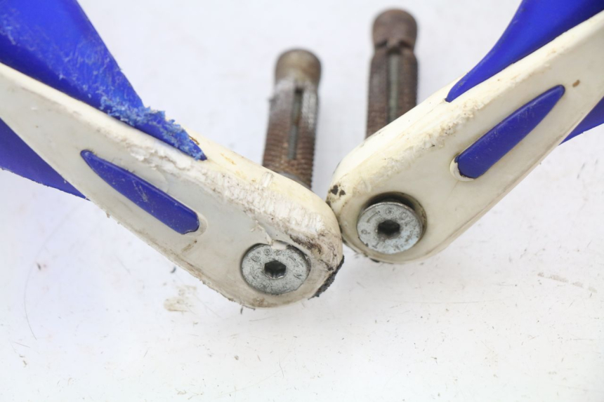 photo de PARAMANOS YAMAHA YZ 80 (1998 - 2001) - Otra perspectiva
