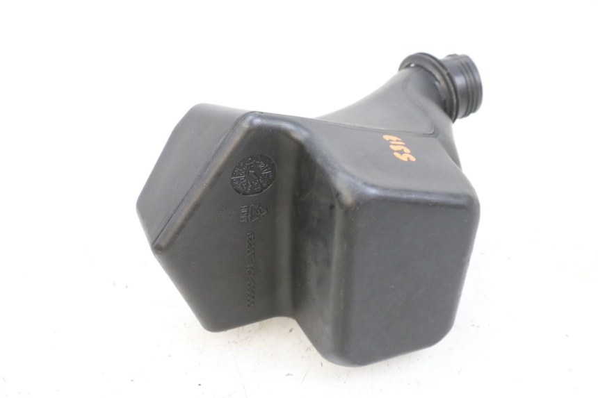 photo de DEPÓSITO DE LIMPIAPARABRISAS ADIVA AD3 300 (2014 - 2020) - Detalle de la pieza