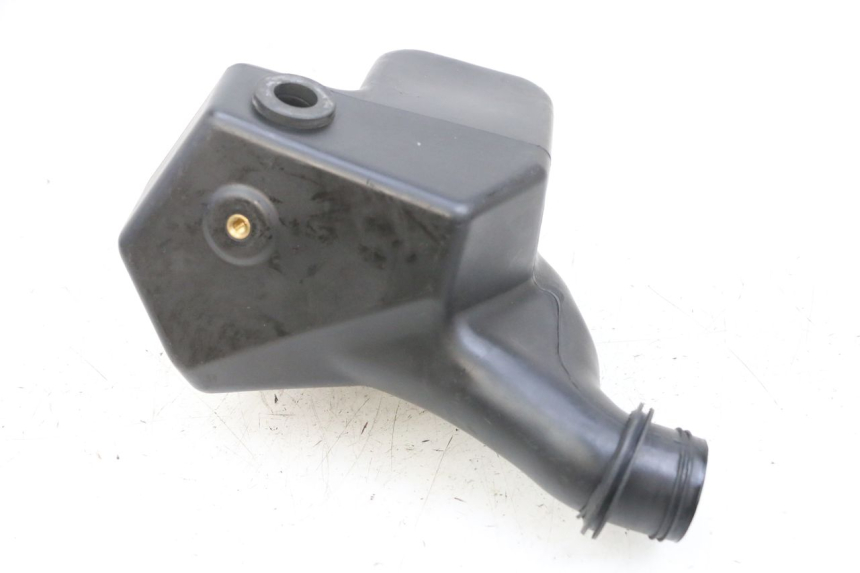 photo de DEPÓSITO DE LIMPIAPARABRISAS ADIVA AD3 300 (2014 - 2020) - Otra perspectiva