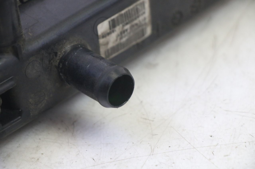 photo de RADIADOR  QUADRO 4 4D 350 (2015 - 2018) - Vista general del producto