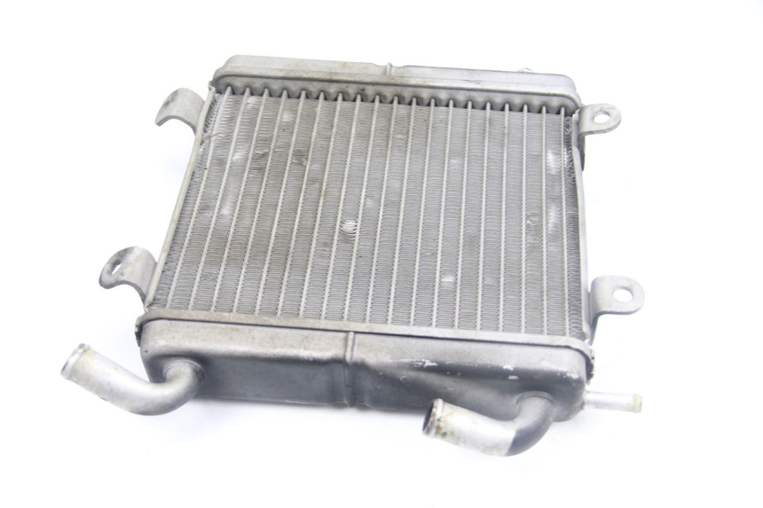 photo de RADIADOR  YAMAHA AEROX NAKED 2T 50 (2013 - 2017) - Otra perspectiva