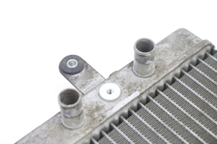 photo de RADIADOR SUZUKI BURGMAN 125 (2007 - 2014) - Zoom estado de uso