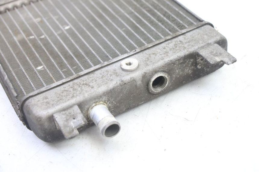 photo de RADIADOR SUZUKI BURGMAN 125 (2007 - 2014) - Otra perspectiva