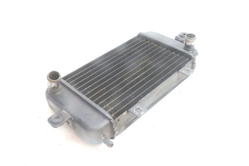 photo de RADIADOR BMW C1 125 (2000 - 2003) - Estado de la superficie y material