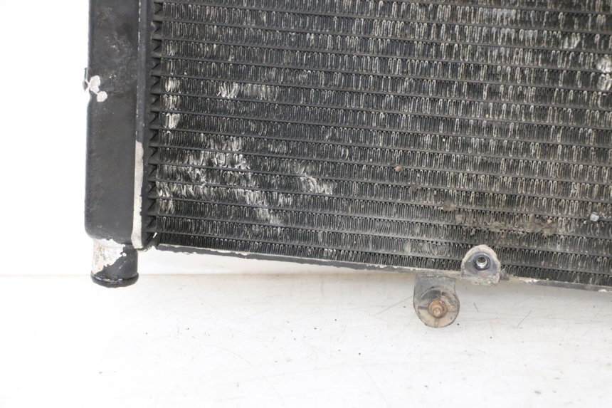 photo de RADIADOR  HONDA CBR RR FIREBLADE 900 (1992 - 1994) - Zoom calidad de ocasión