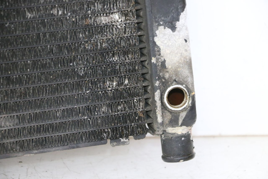 photo de RADIADOR  HONDA CBR RR FIREBLADE 900 (1992 - 1994) - Recambio usado revisado