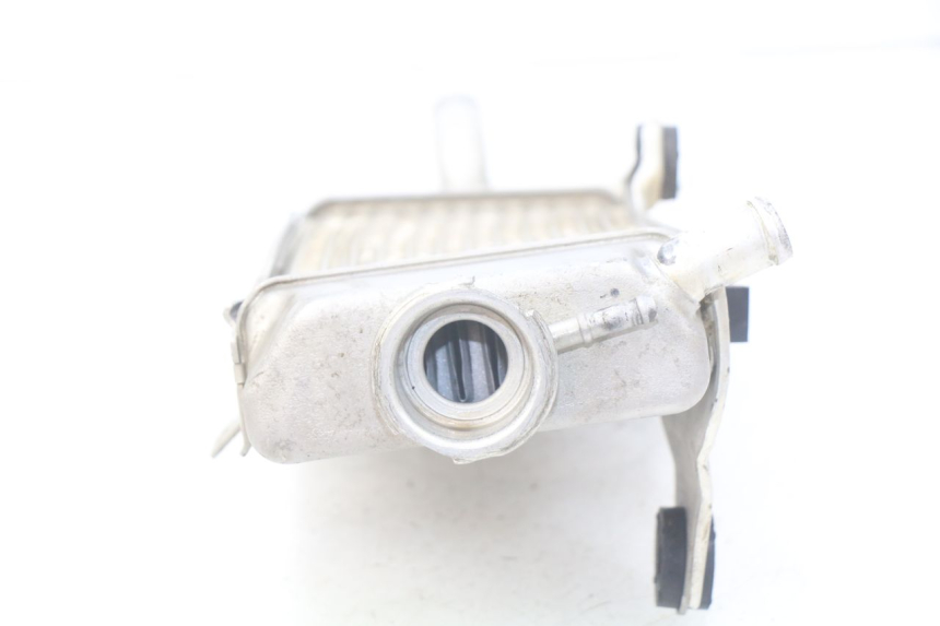 photo de RADIADOR DERECHO HONDA CRF 250 (2010 - 2013) - Detalles de los puntos de fijación