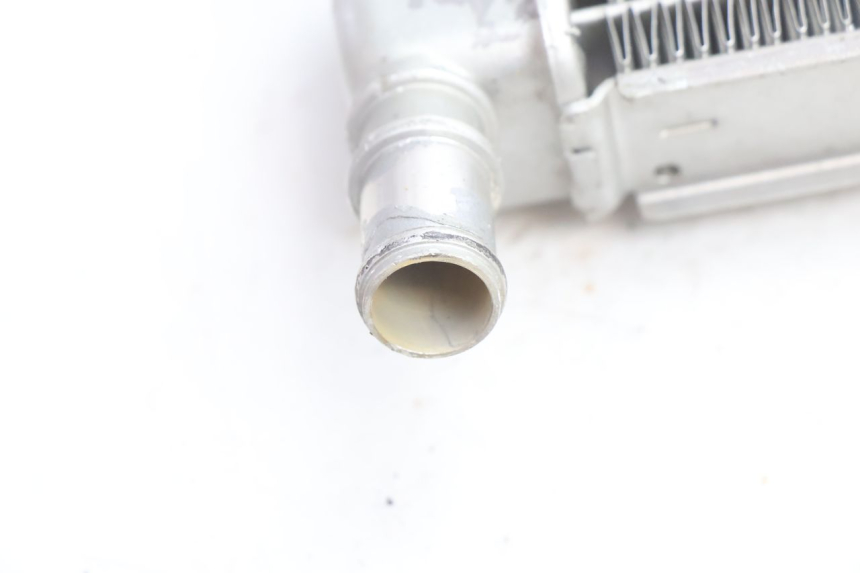 photo de RADIADOR DERECHO PEUGEOT LUDIX BLASTER 50 (2006 - 2014) - Otra perspectiva