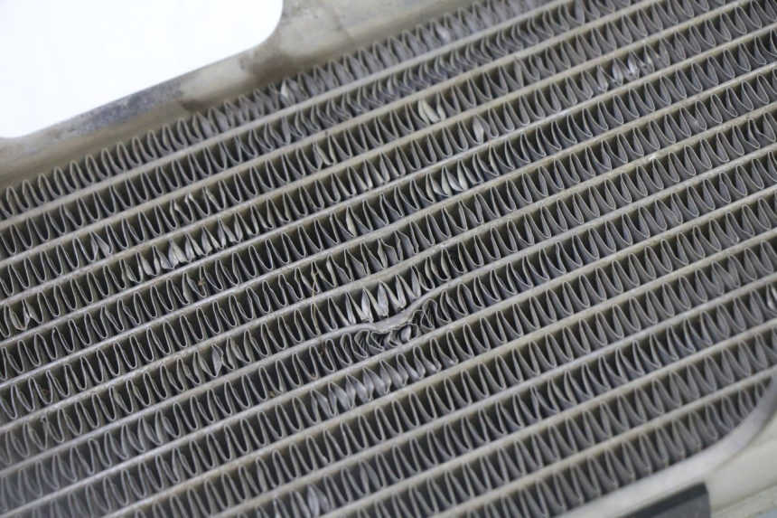 photo de RADIADOR DERECHO YAMAHA YZ-F YZF 250 (2014 - 2018) - Detalle de la pieza