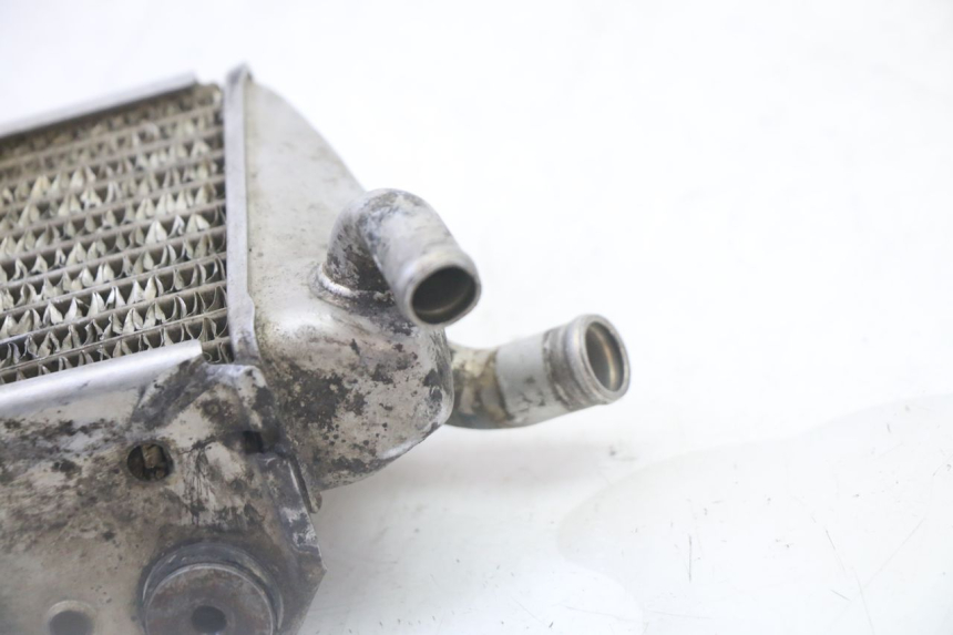 photo de RADIADOR DERECHO YAMAHA YZ 125 (1998 - 2005) - Zoom sobre los componentes