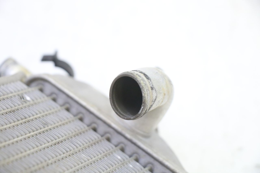 photo de RADIADOR DERECHO YAMAHA YZF YZ-F 450 (2014 - 2016) - Detalle de la pieza