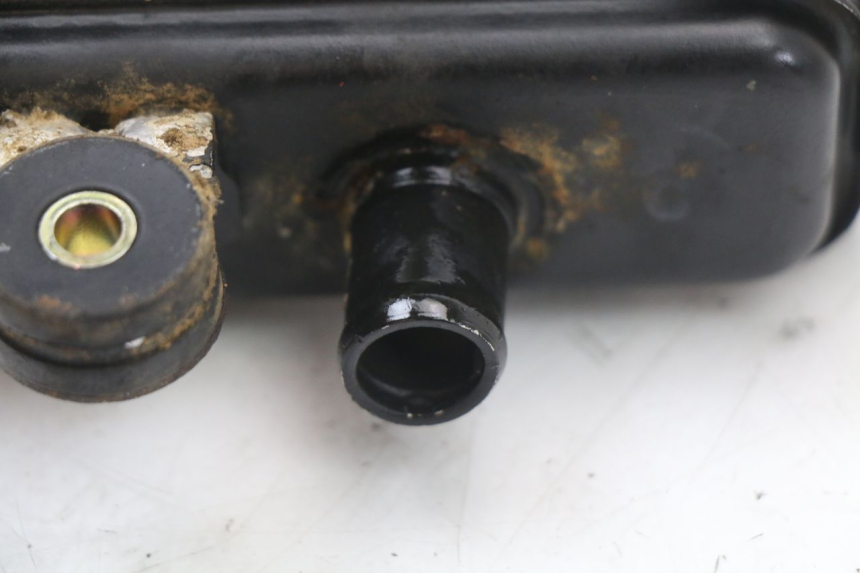 photo de RADIADOR  YAMAHA DTLC 125 (1982 - 1987) - Primer plano técnico