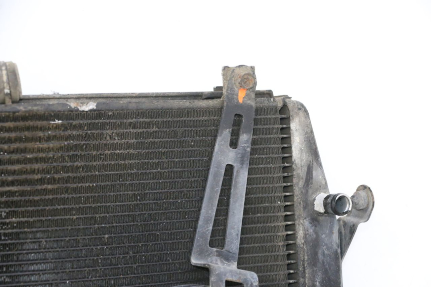 photo de RADIADOR YAMAHA FJR ABS 1300 (2006 - 2012) - Zoom sobre los componentes