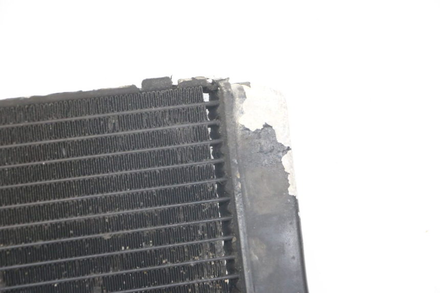 photo de RADIADOR HONDA FJS SILVERWING SILVER WING 600 (2001 - 2010) - Características distintivas