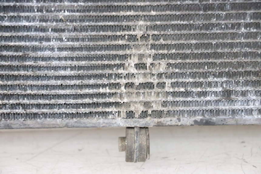 photo de RADIADOR  YAMAHA FZ6 FAZER S2 600 (2007 - 2011) - Zoom sobre los componentes