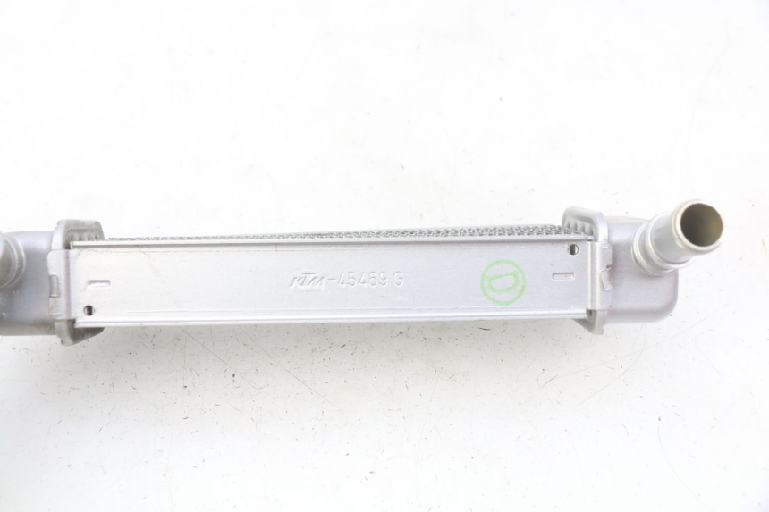 photo de RADIADOR IZQUIERDO  PEUGEOT LUDIX BLASTER 50 (2006 - 2014) - Detalle de la pieza