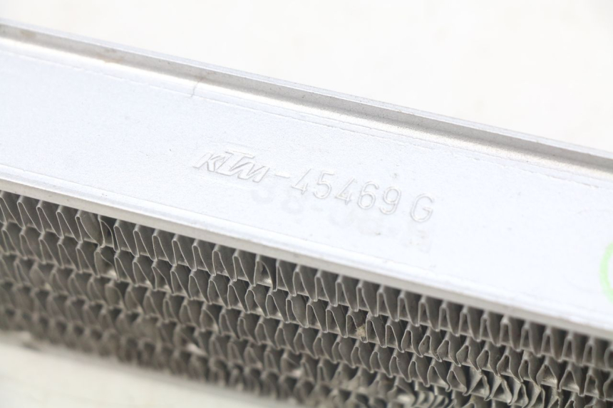 photo de RADIADOR IZQUIERDO  PEUGEOT LUDIX BLASTER 50 (2006 - 2014) - Zoom estado de uso