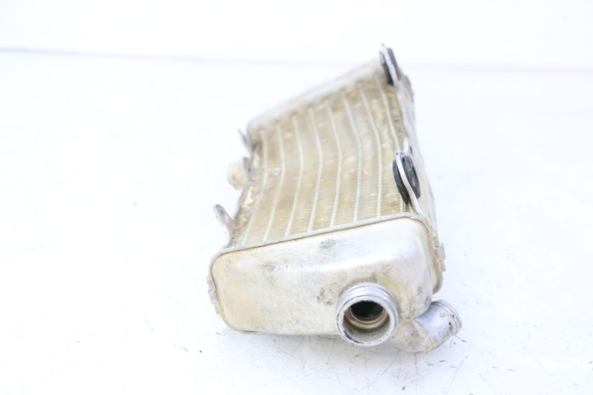 photo de RADIADOR IZQUIERDO  KTM SX 85 (2013 - 2017) - Detalles de los puntos de fijación