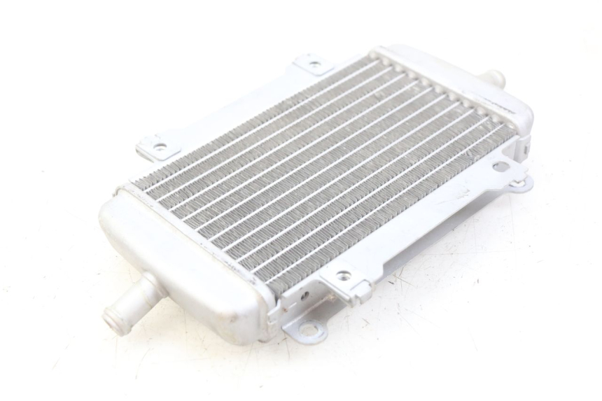photo de RADIADOR IZQUIERDO  PIAGGIO VESPA GTS SUPER IE 125 (2009 - 2016) - Detalle de la pieza
