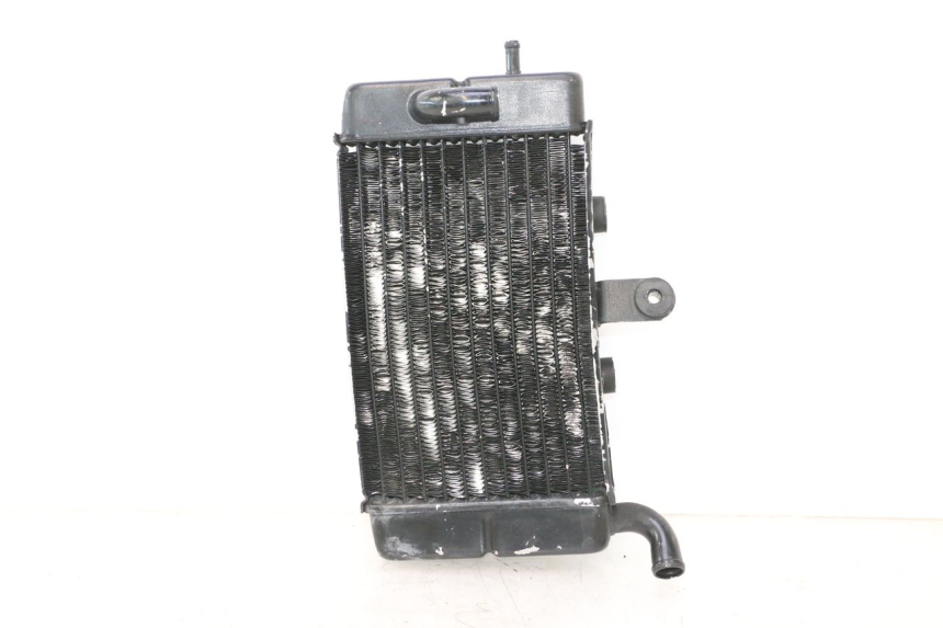 photo de RADIADOR IZQUIERDO  HONDA XRV AFRICA TWIN 750 (1990 - 1992) - Características distintivas