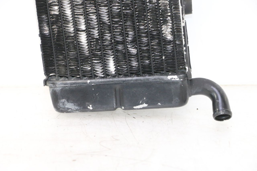 photo de RADIADOR IZQUIERDO  HONDA XRV AFRICA TWIN 750 (1990 - 1992) - Marcados y referencias originales