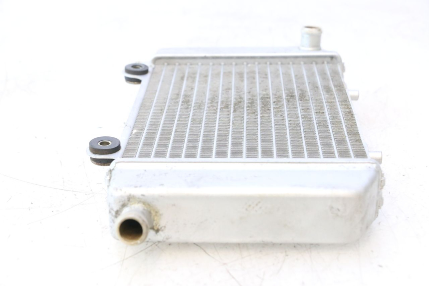 photo de RADIADOR  NECO GPX LC 2T 50 (2014 - 2018) - Detalles de los puntos de fijación