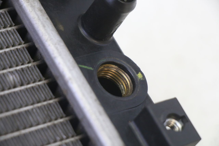 photo de RADIADOR  KYMCO GRAND DINK 125 (2008 - 2014) - Zoom estado de uso