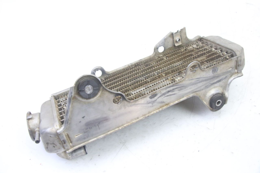 photo de RADIADOR  HONDA CR 85 (2003 - 2007) - Primer plano técnico
