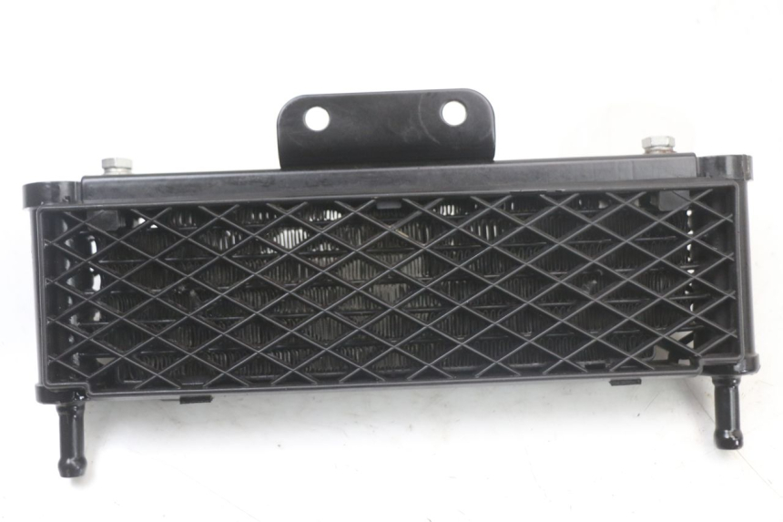 photo de RADIADOR ACEITE RSR DIRT BIKE 150 - Primer plano técnico