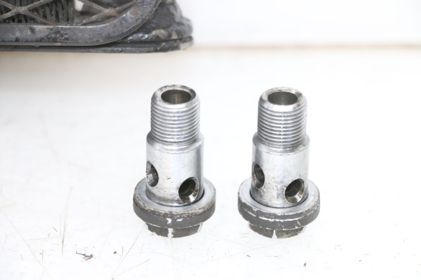 photo de RADIADOR ACEITE SUZUKI DL V STROM 1000 (2002 - 2007) - Detalle de la pieza