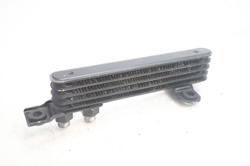 photo de RADIADOR ACEITE SUZUKI DR S 600 (1985 - 1989) - Detalles de los puntos de fijación