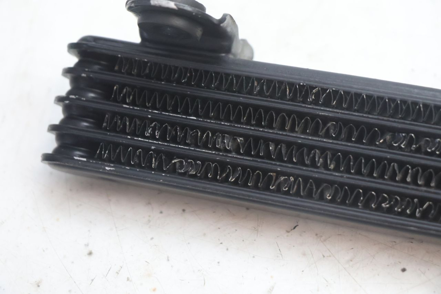 photo de RADIADOR ACEITE SUZUKI DR S 600 (1985 - 1989) - Recambio usado revisado