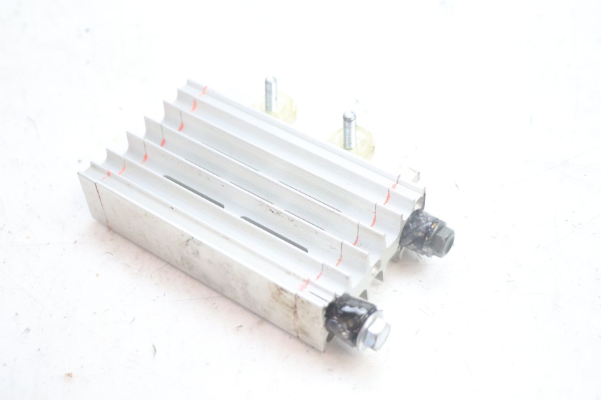 photo de RADIADOR ACEITE MINI MX DRIFT 150 - Otra perspectiva