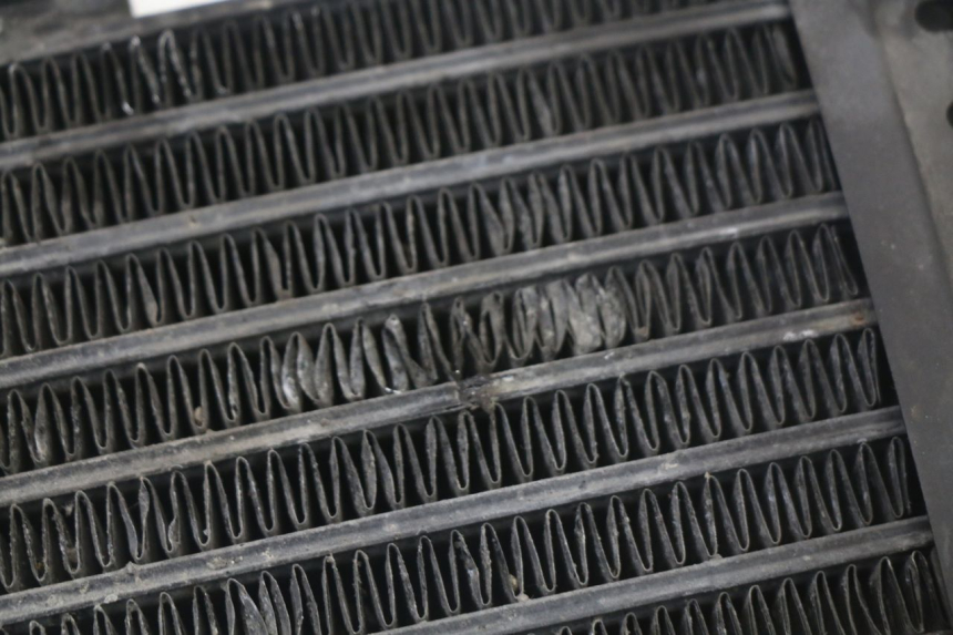 photo de RADIADOR ACEITE KAWASAKI ZR7 ZR-7 S 750 (1999 - 2004) - Detalle de la pieza