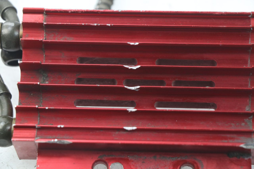 photo de RADIADOR ACEITE APOLLO RFZ 150 - Primer plano técnico