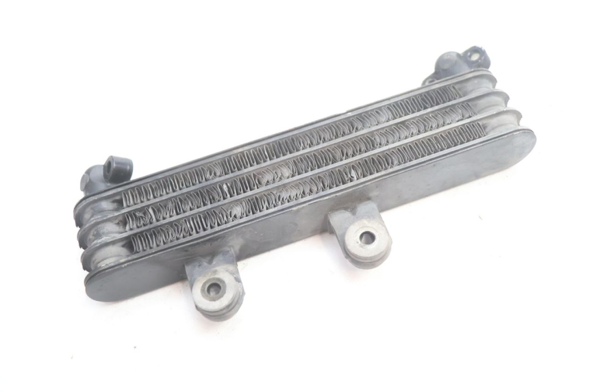 photo de RADIADOR ACEITE HONDA XRV AFRICA TWIN 750 (1990 - 1992) - Primer plano técnico