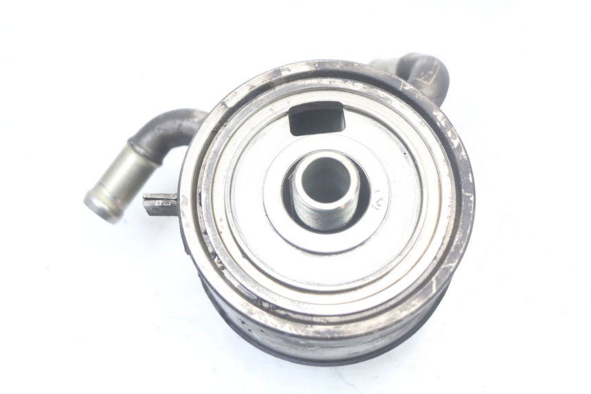 photo de RADIADOR ACEITE YAMAHA FZ1 FAZER 1000 (2007 - 2009) - Primer plano técnico