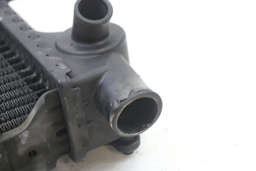 photo de RADIADOR  BMW K 75 RT 750 (1989 - 1997) - Detalles de los puntos de fijación